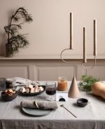 Ferm-Living-kandelaar-avant-candelabra-macaroon-nordicliving